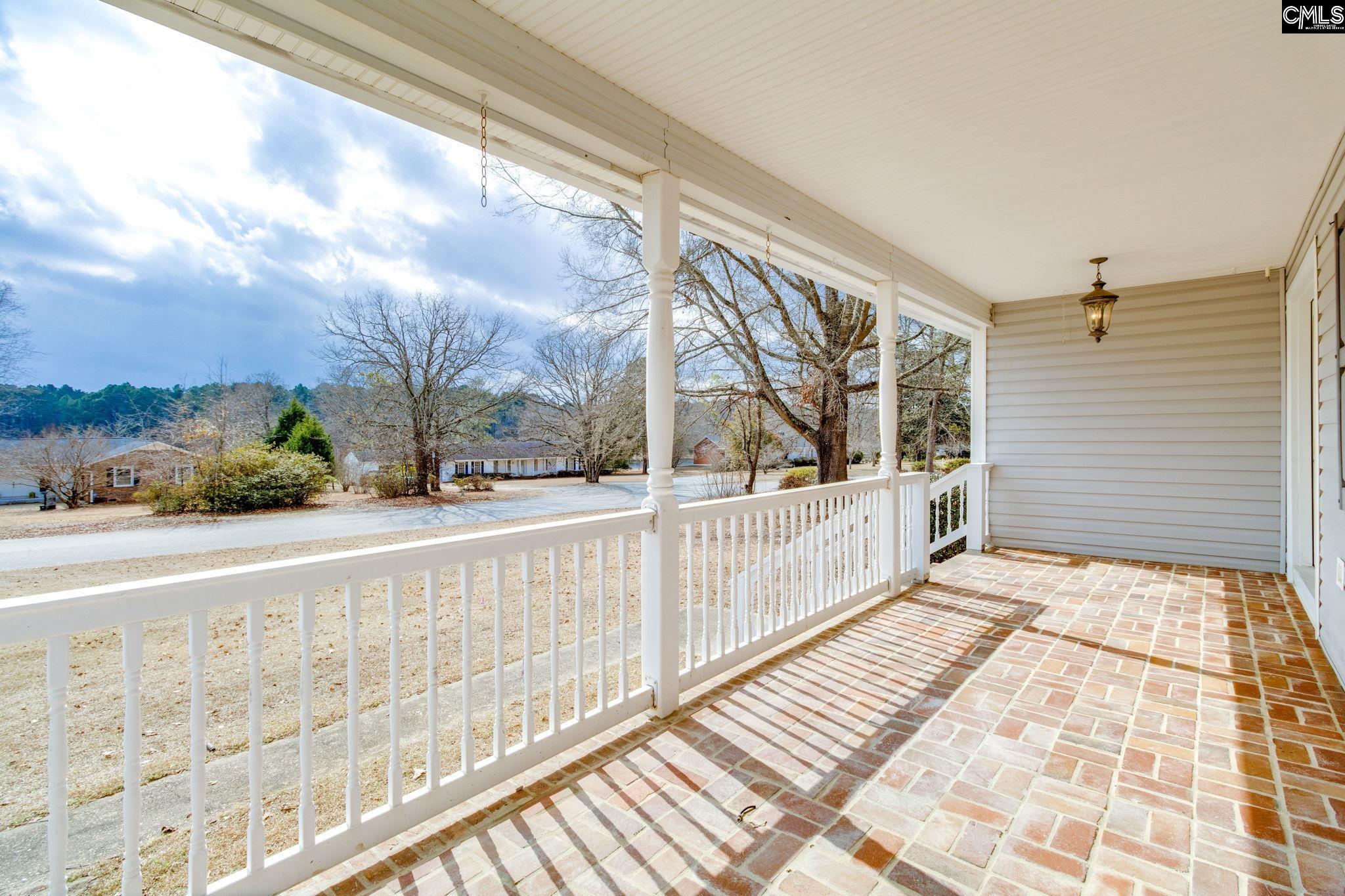 1207 S Fredericksburg Drive