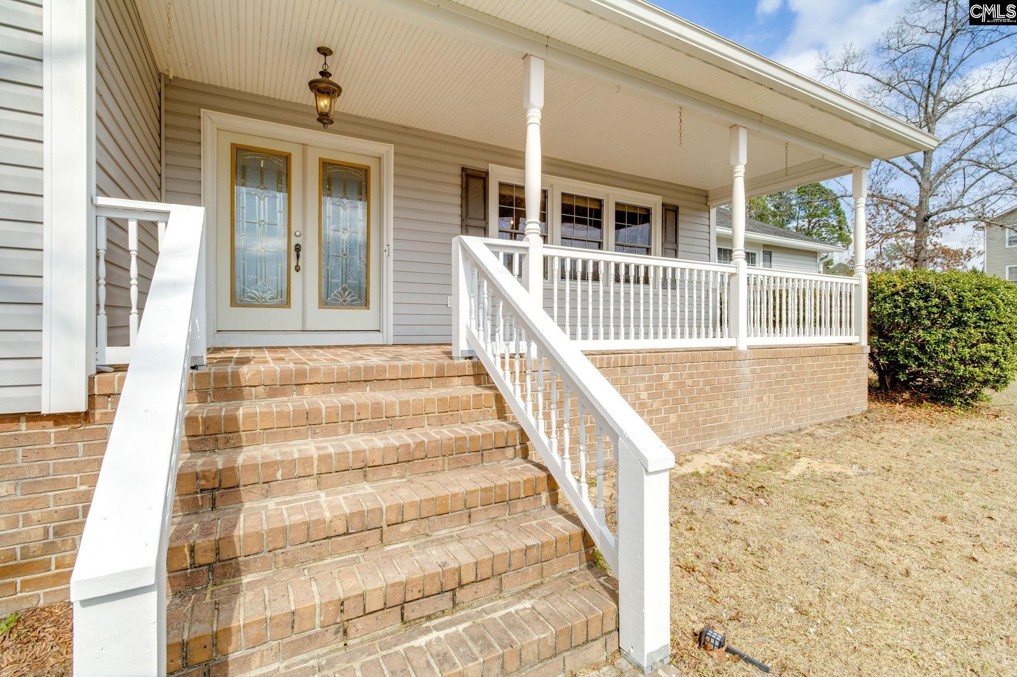 1207 S Fredericksburg Drive
