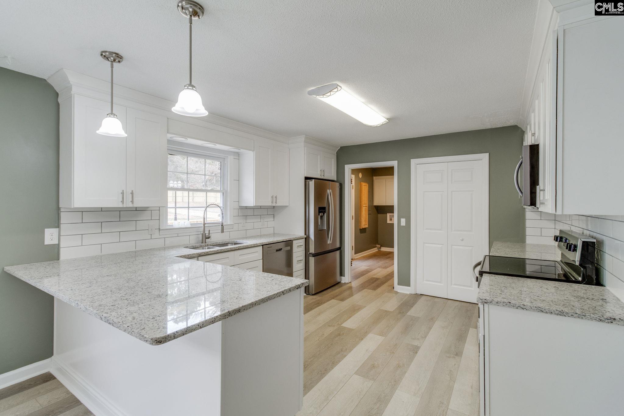 1207 S Fredericksburg Drive