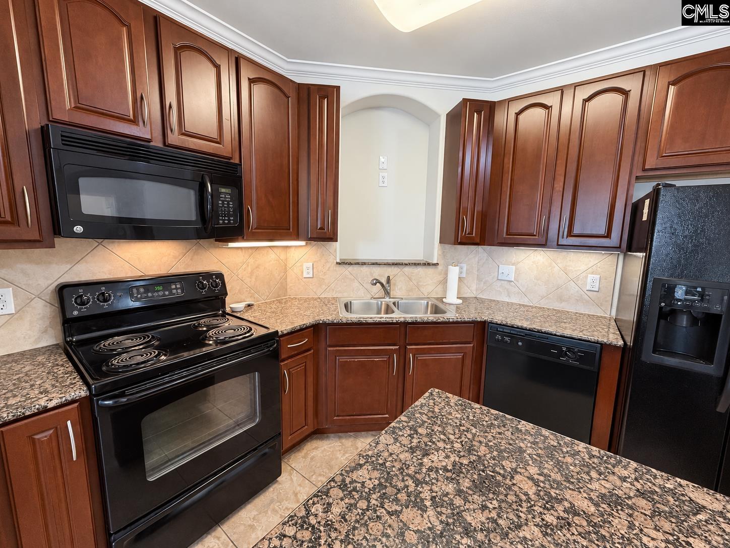 1085 Shop Road 226
