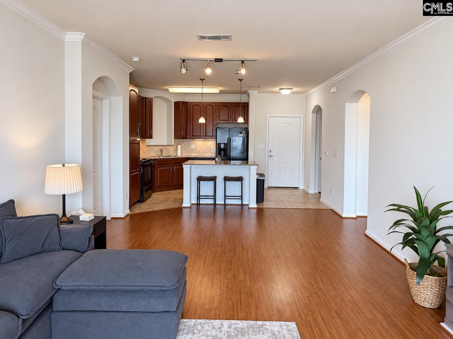 1085 Shop Road 226