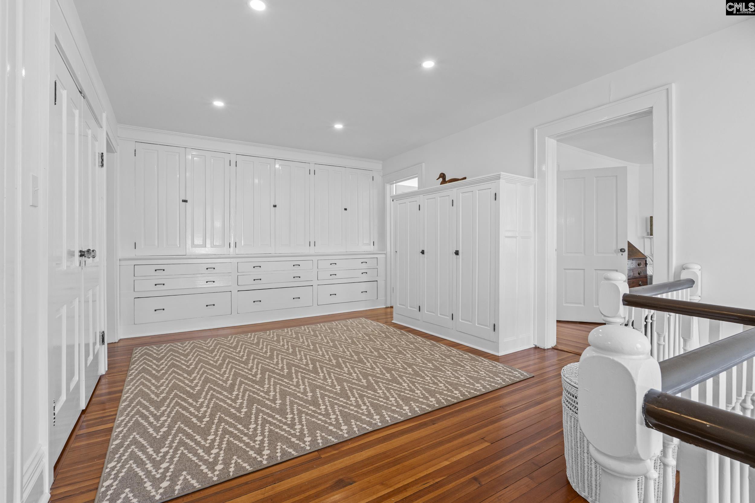 2031 Lyttleton Street