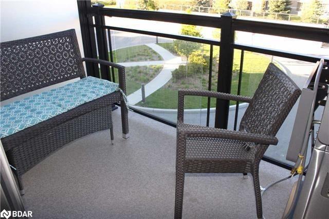 327-570 Lolita Gardens Unit: 327