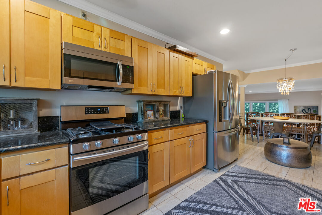 1226 Franklin St Unit: 1