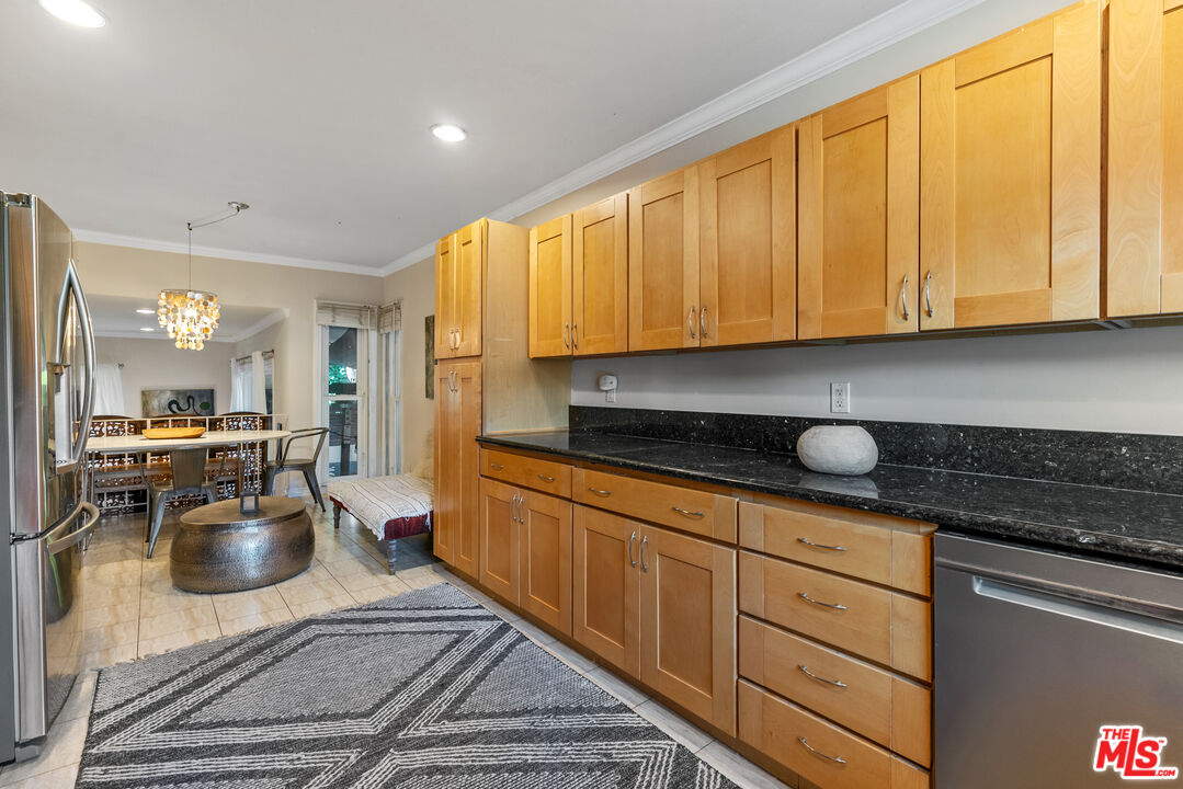 1226 Franklin St Unit: 1