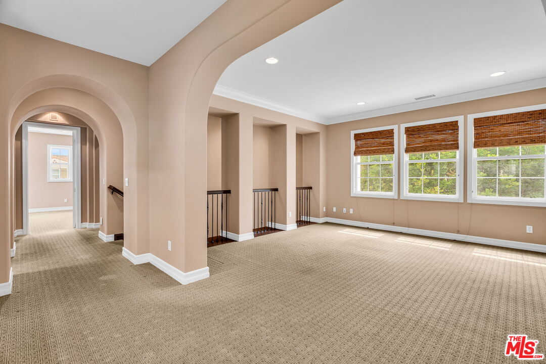 7578 Coastal View Dr