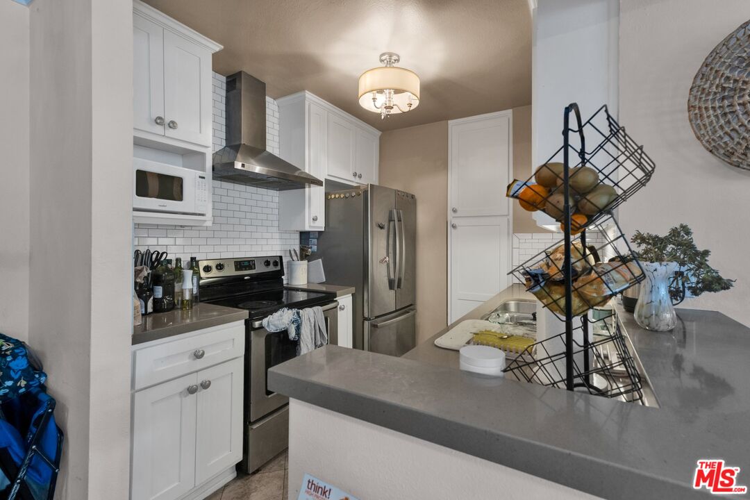 7740 Redlands St Unit: M3082