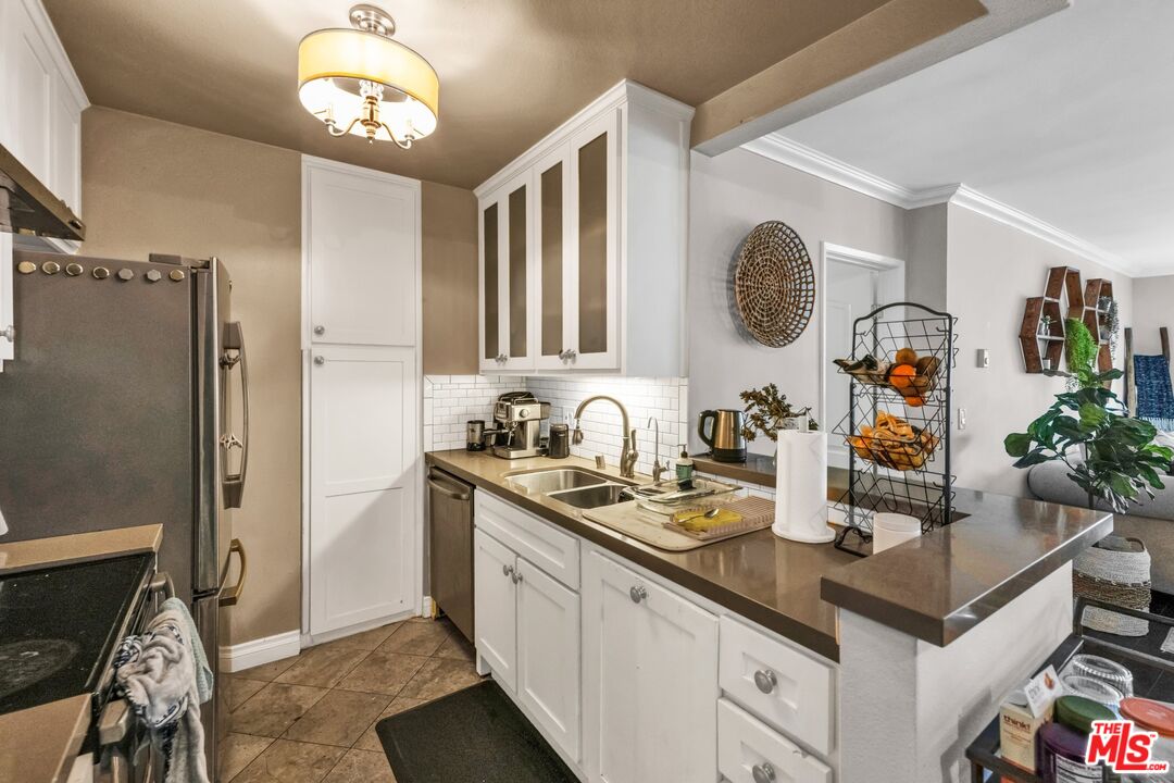 7740 Redlands St Unit: M3082