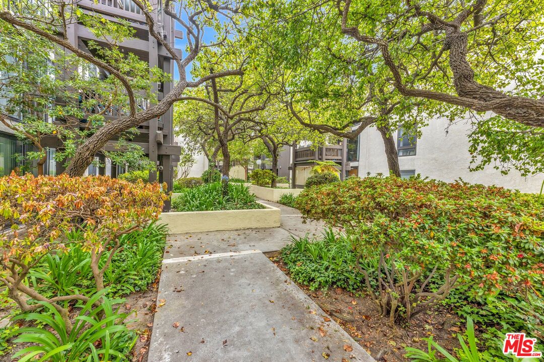 7740 Redlands St Unit: M3082