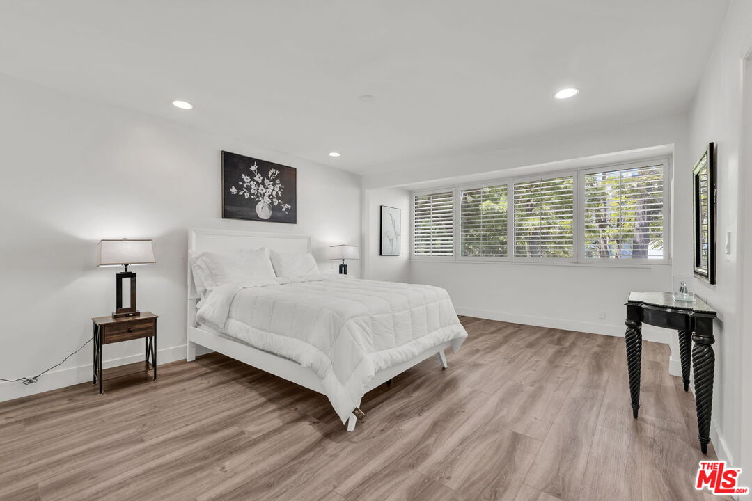 13224 Admiral Ave Unit: D