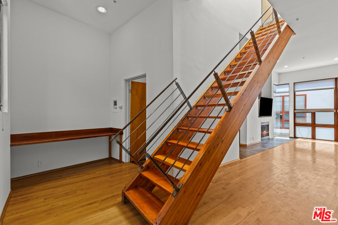 343 Rennie Ave Unit: 7