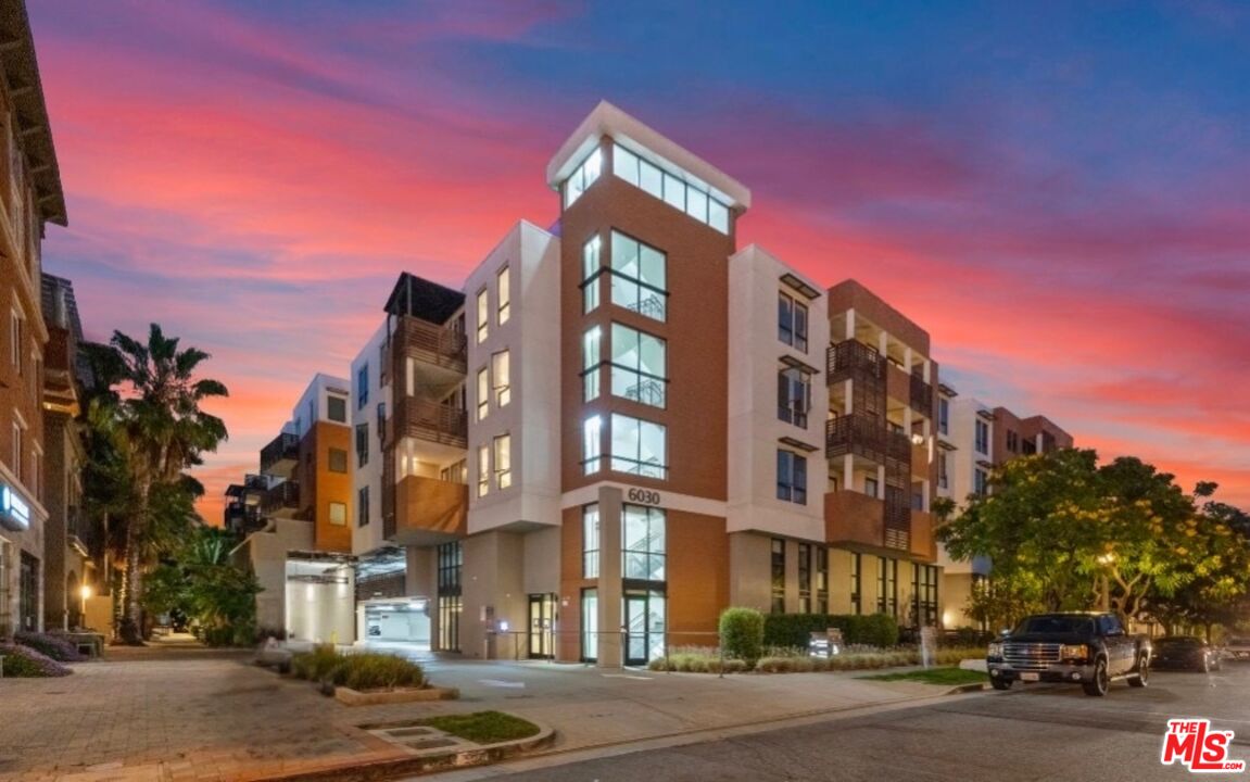 6030 Seabluff Dr Unit: 413