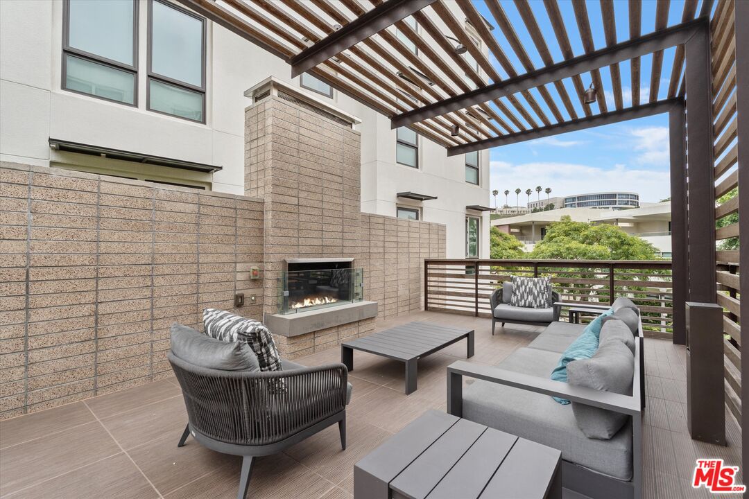6030 Seabluff Dr Unit: 413