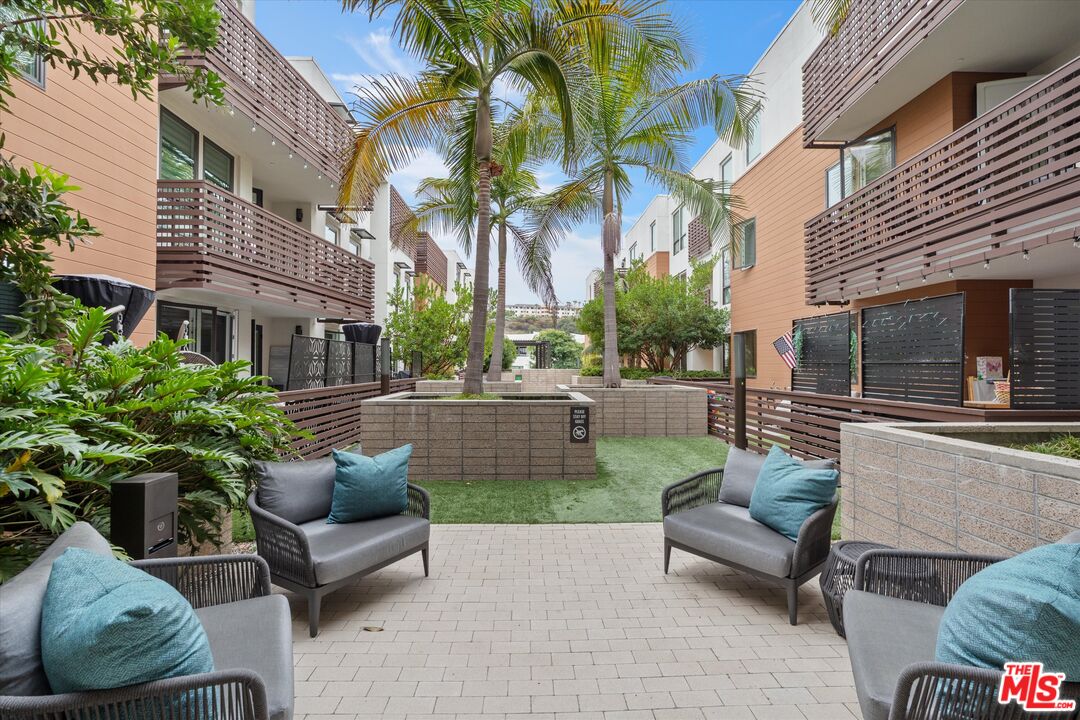 6030 Seabluff Dr Unit: 413