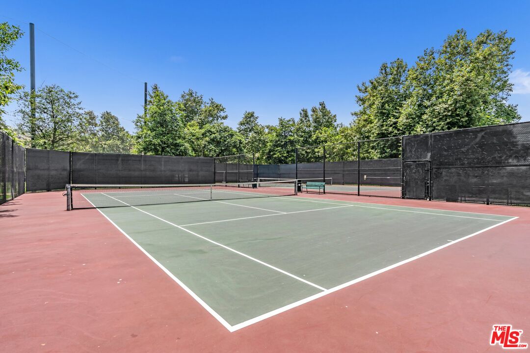 6030 Seabluff Dr Unit: 413