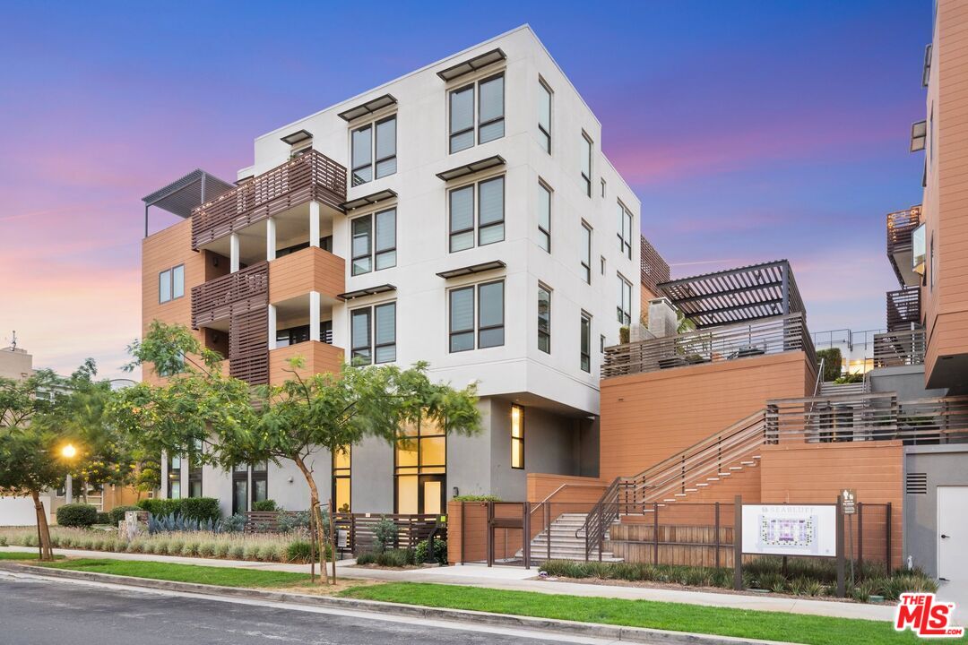 6030 Seabluff Dr Unit: 413