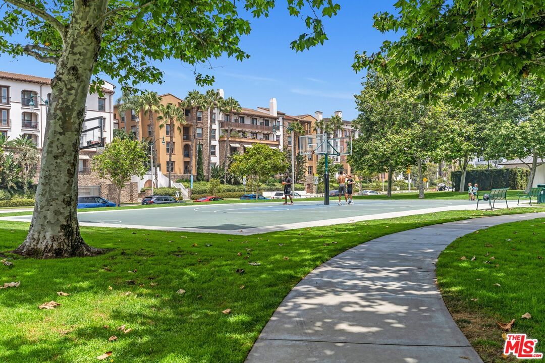 6030 Seabluff Dr Unit: 413