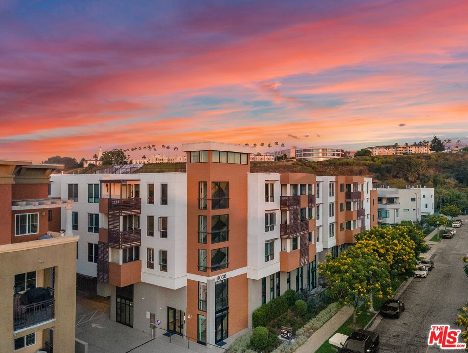 6030 Seabluff Dr Unit: 413