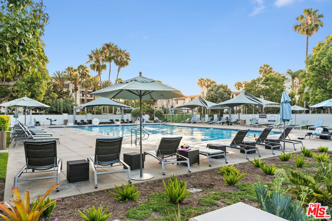 6030 Seabluff Dr Unit: 413