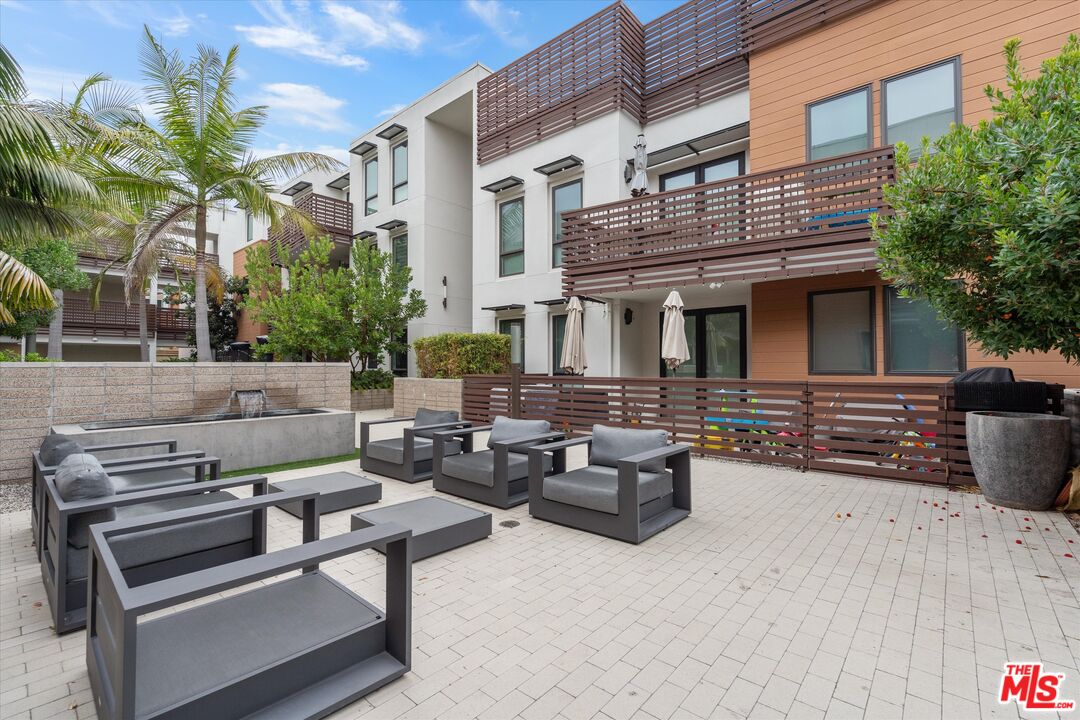 6030 Seabluff Dr Unit: 413