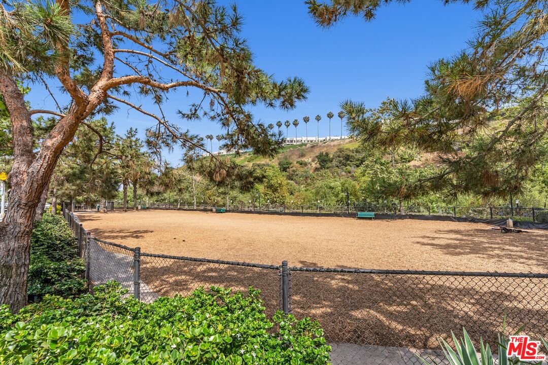 6030 Seabluff Dr Unit: 413