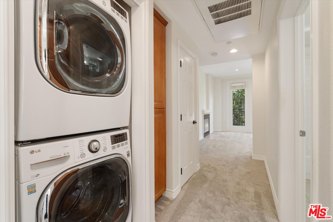7101 Playa Vista Dr Unit: 205