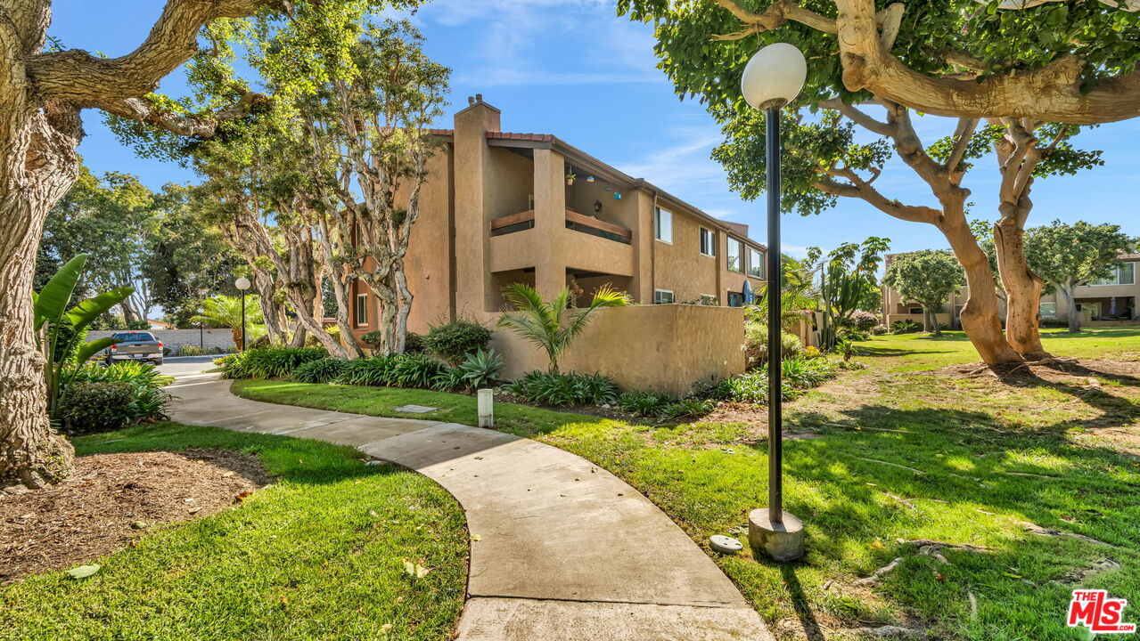 17009 Bluewater Ln Unit: 88