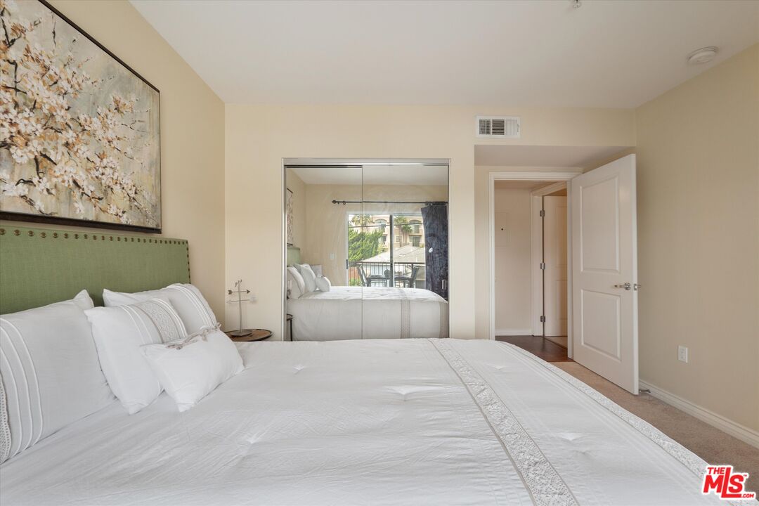 7100 Alvern St Unit: 317
