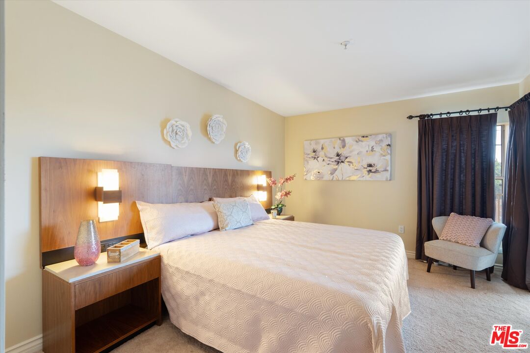 7100 Alvern St Unit: 317