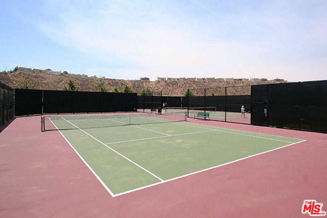 5625 Crescent Park W Unit: 125