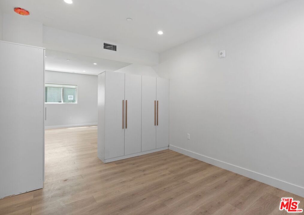 2336 Westwood Blvd Unit: 315