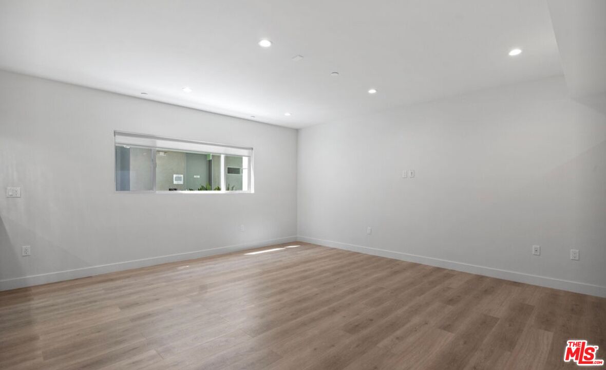 2336 Westwood Blvd Unit: 315