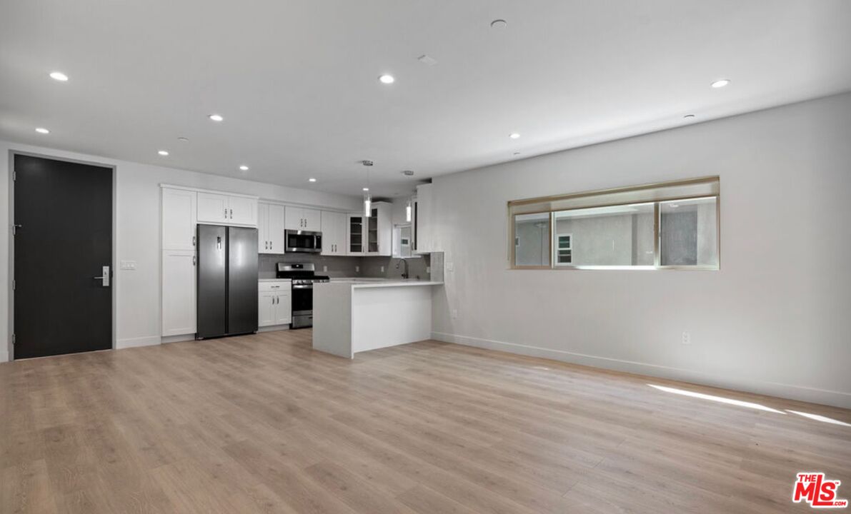 2336 Westwood Blvd Unit: 315
