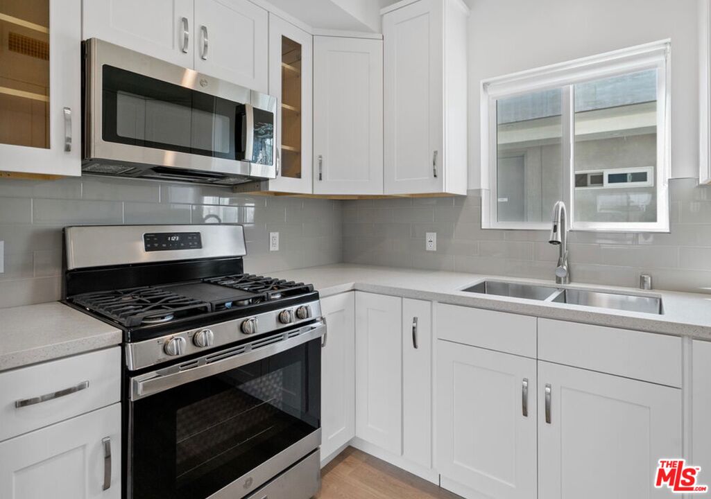 2336 Westwood Blvd Unit: 319