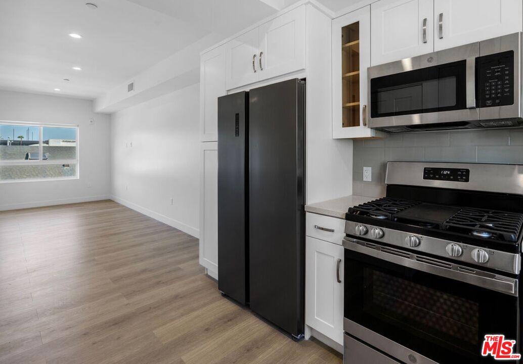 2336 Westwood Blvd Unit: 319