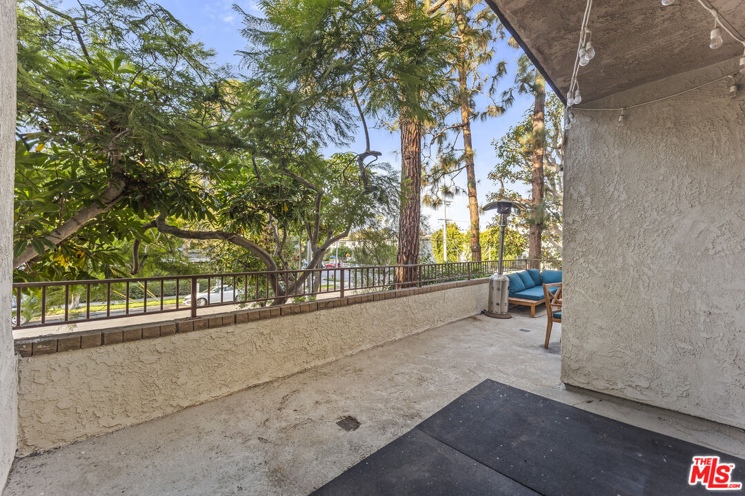 8110 Manitoba St Unit: 114