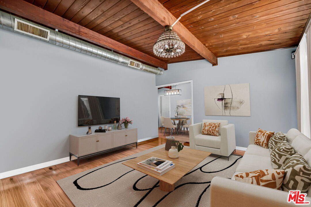 18347 E Bellefont Dr