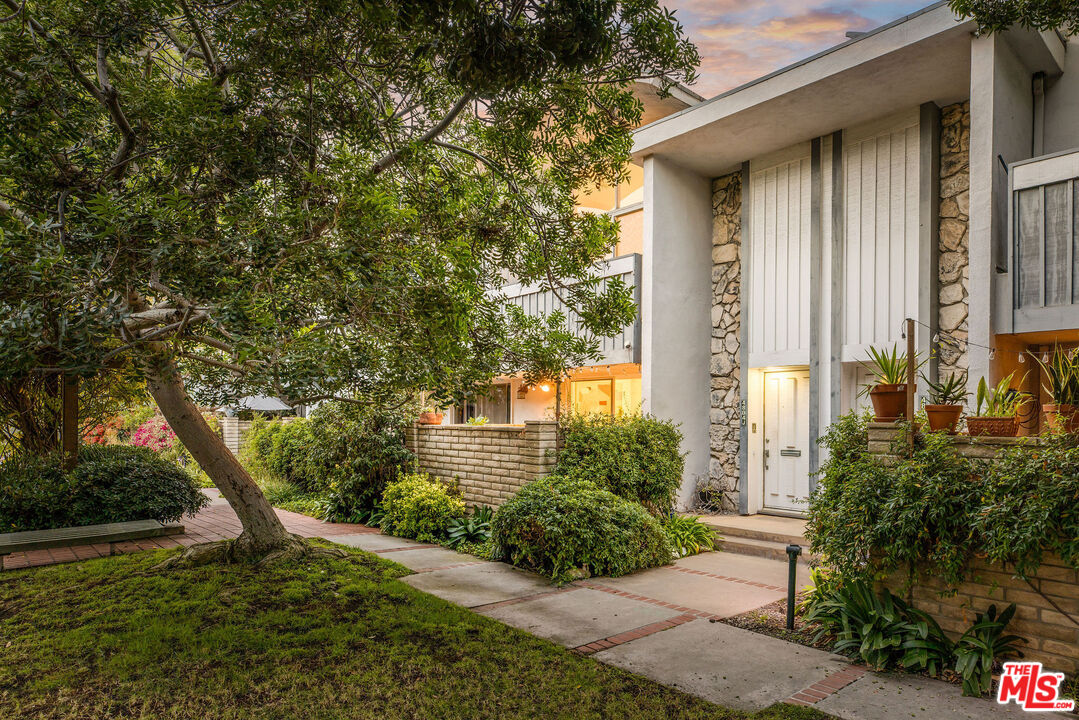 4804 La Villa Marina Unit: J