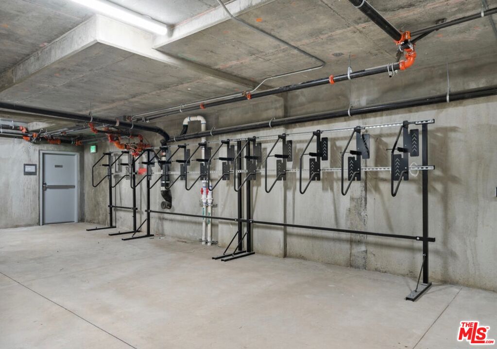 2336 Westwood Blvd Unit: 208