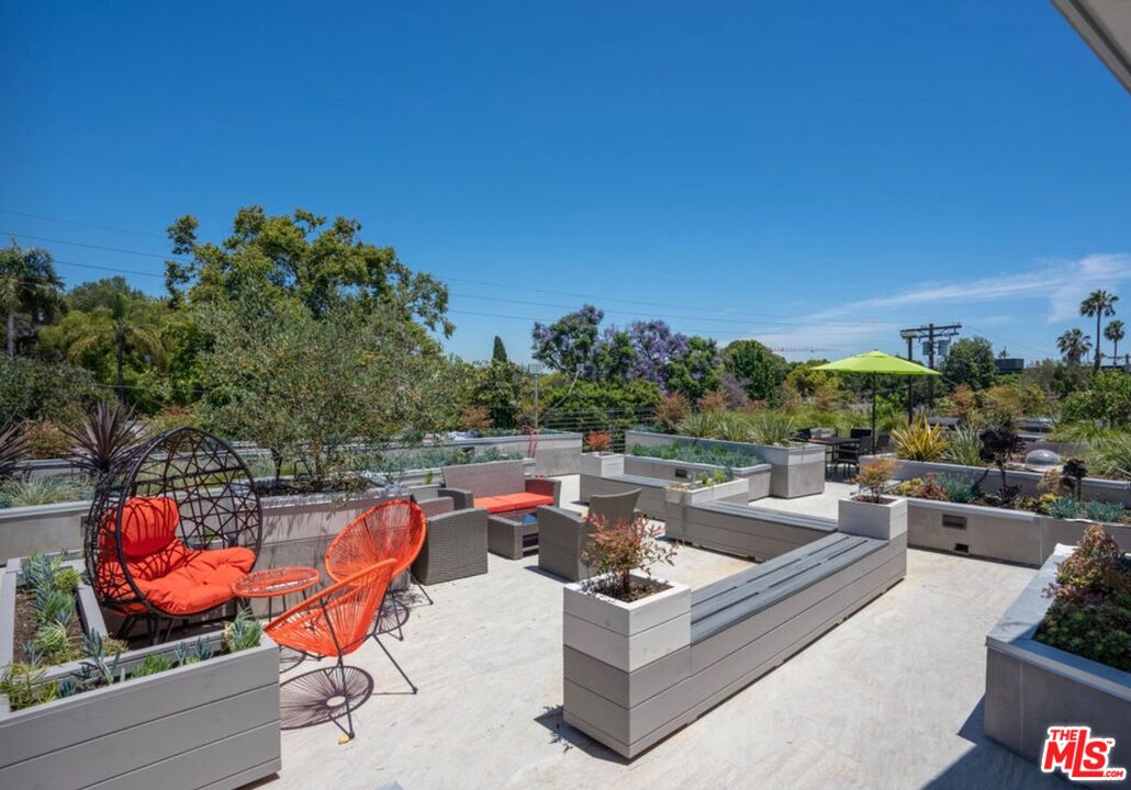 2336 Westwood Blvd Unit: 208