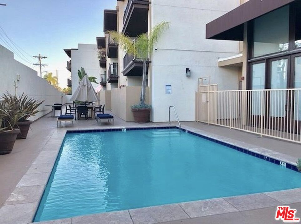 7100 Alvern St Unit: 317