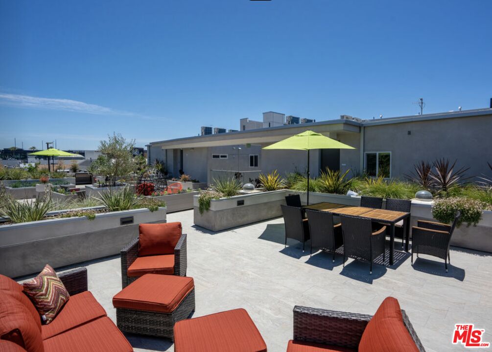 2336 Westwood Blvd Unit: 204