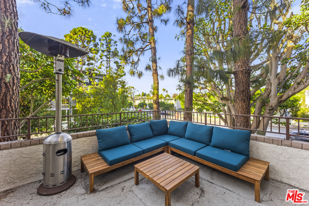 8110 Manitoba St Unit: 114