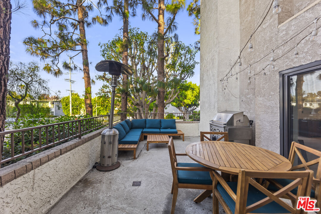 8110 Manitoba St Unit: 114