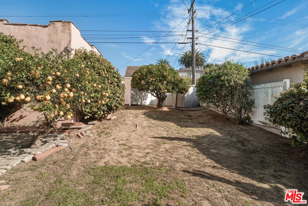408 Loma Vista St