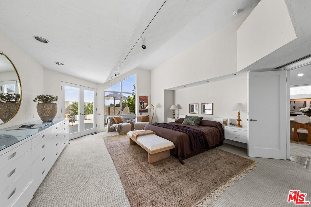 12316 16th Helena Dr