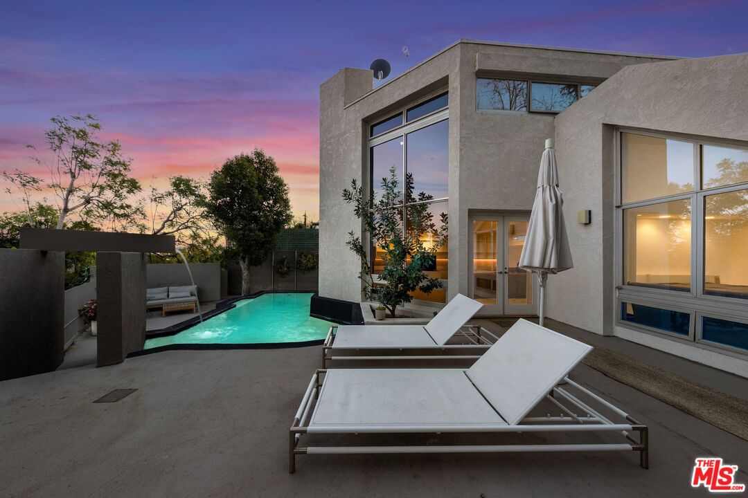 12316 16th Helena Dr