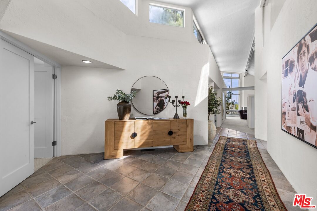 12316 16th Helena Dr