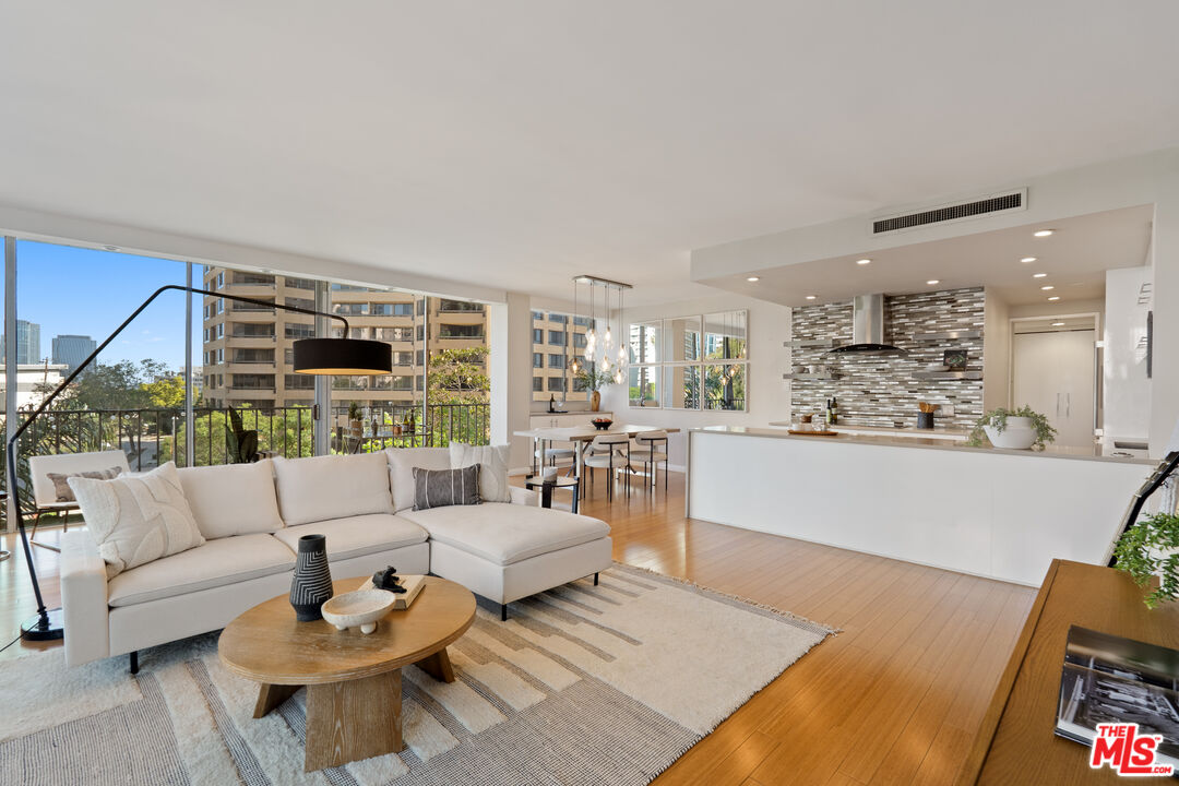 10433 Wilshire Blvd Unit: 301