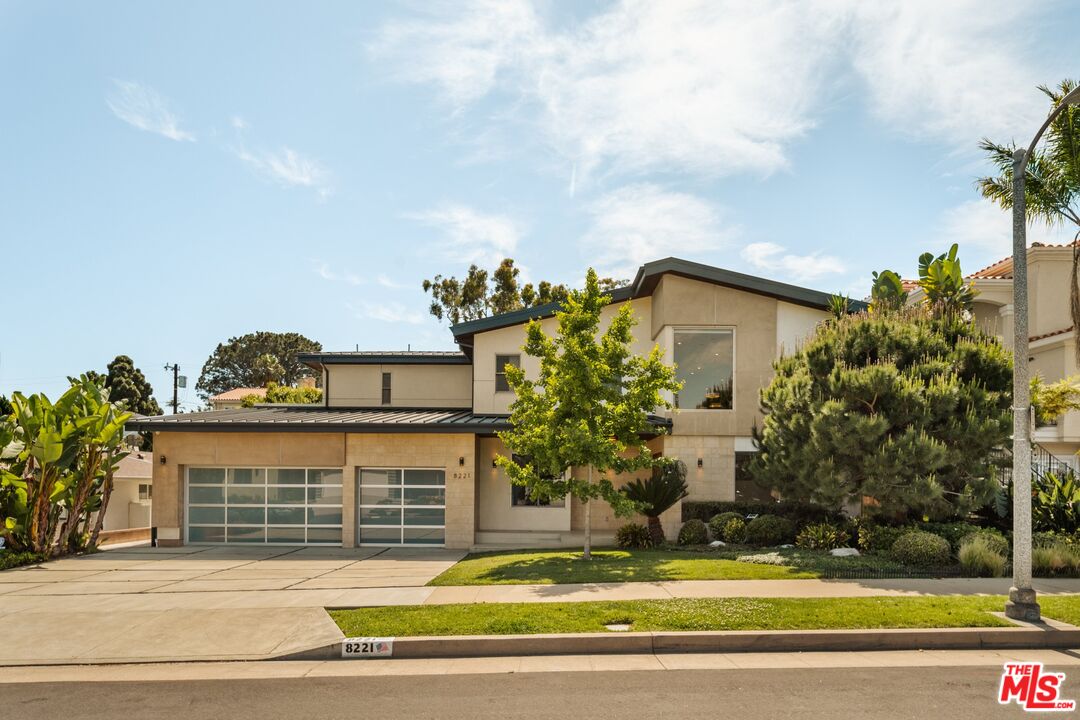8221 Tuscany Ave